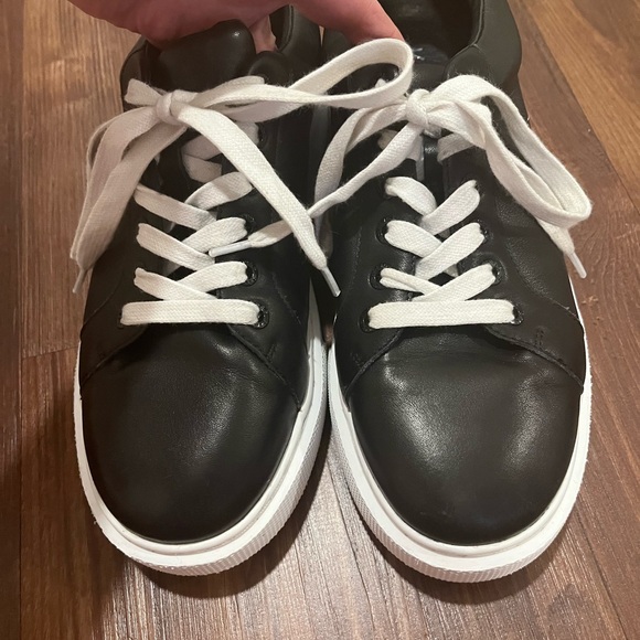 J/Slides Delilah Platform Leather Sneakers Size 9 - Picture 8 of 13